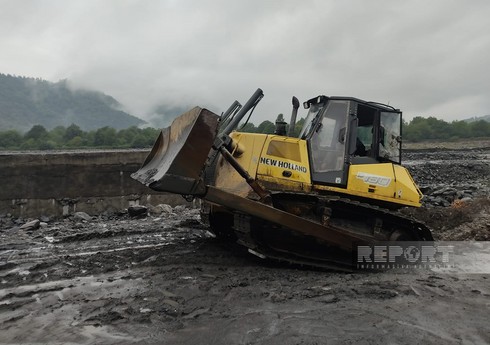 В Габале устраняются последствия селей