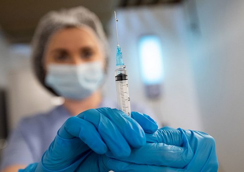 В Газе в первый день вакцинации от полиомиелита привили около 87 тыс. детей