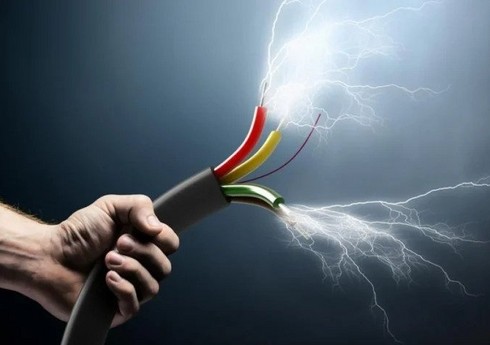 В Гёранбое 29-летний мужчина погиб от удара током