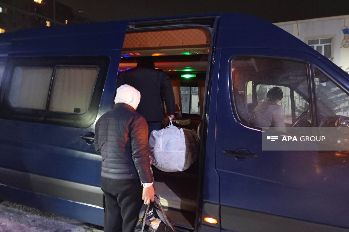 В город Джабраил отправлена очередная группа переселенцев-ФОТО