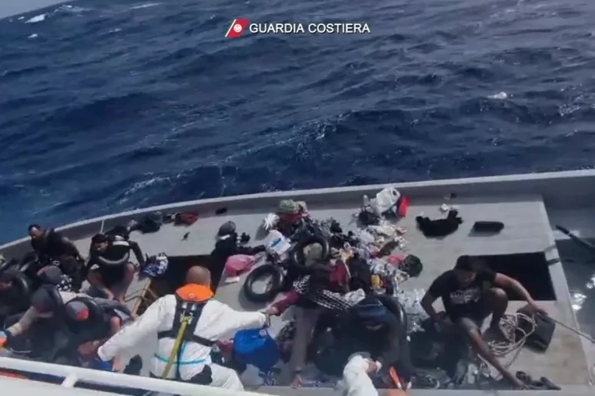 В Италии разбился катер с мигрантами, 21 человек пропал без вести