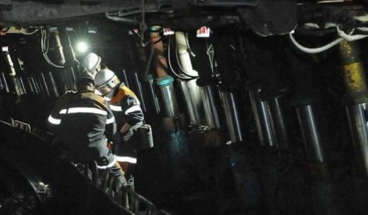 В Казахстане в шахте умерли четыре человека из-за отравления неизвестным веществом