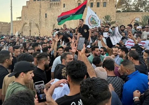 В Ливии не менее трех министров в ПНЕ ушли в отставку на фоне протестов в Триполи