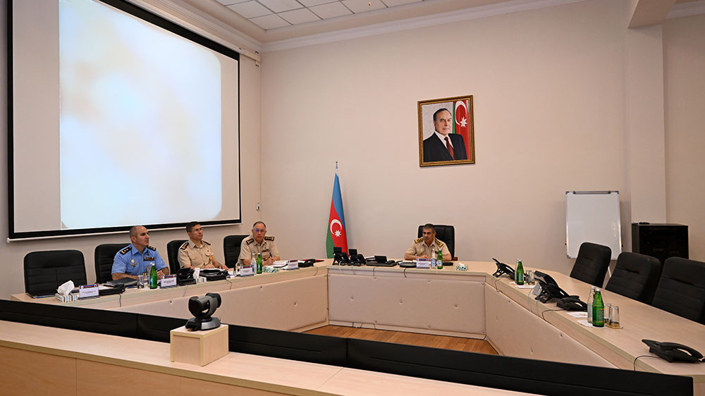 В масштабах азербайджанской армии проводятся командно-штабные тренировки-ФОТО