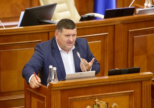 В Молдове выдвинули вотум недоверия правительству