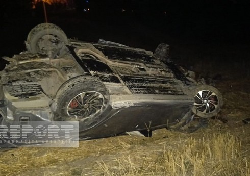 В Нахчыване один человек пострадал при опрокидывании автомобиля