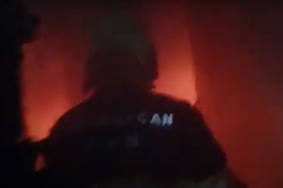 В общежитии в Сумгайыте произошел пожар, эвакуированы 11 человек -ВИДЕО