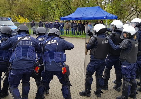 В Польше полиция пригрозила властям страны массовыми протестами
