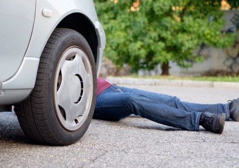 В поселке Гарачухур автомобиль насмерть сбил пешехода