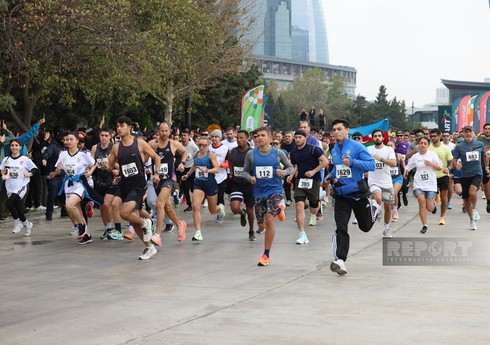 В Приморском национальном парке в Баку стартовал "Забег Победы"