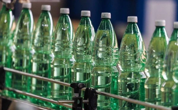 В России начали изымать из продажи минеральную воду из Армении "Джермук"