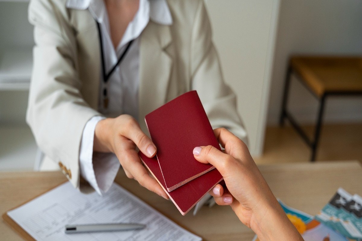 В России повышаются государственные пошлины для мигрантов