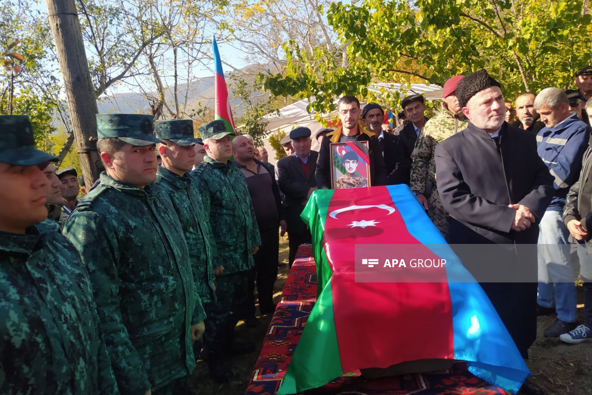 В Шекинском районе перезахоронены останки шехида, пропавшего без вести в I Карабахской войне