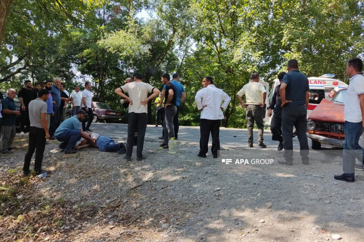 В Шекинском районе столкнулись автомобили марки «ВАЗ», есть раненые – ФОТО-ВИДЕО