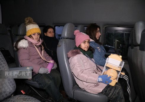 В Шушу выехала очередная группа бывших вынужденных переселенцев