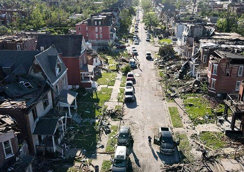В США не менее 27 человек погибли в результате ураганов и торнадо