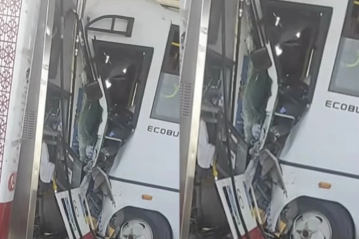 В Сумгайыте автобус врезался в автозаправочную станцию — кадры с места происшествия