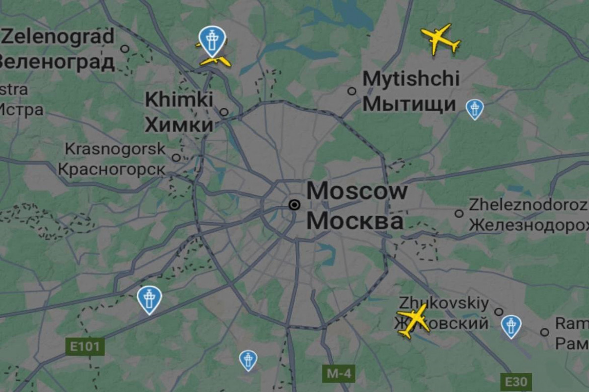 В связи с атакой беспилотников воздушное пространство над Москвой закрыто