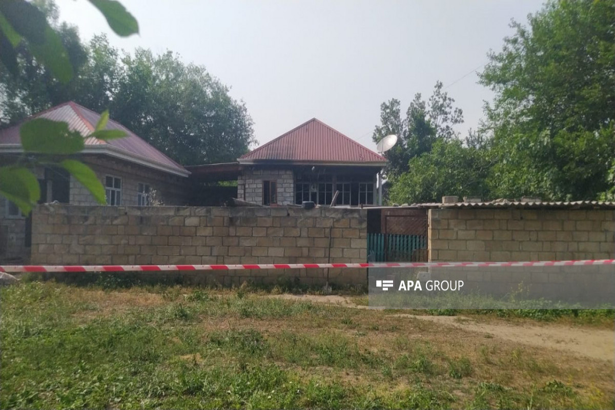 В Товузском районе душевнобольной сын зарубил мать топором и ранил сестру-ОБНОВЛЕНО-3-ФОТО