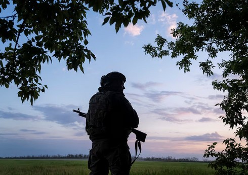 В украинских Сумах по меньшей мере 13 человек пострадали в результате ракетного удара