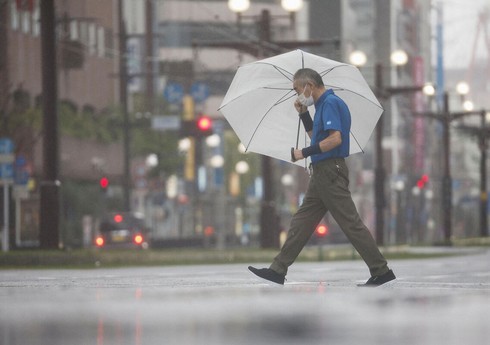В Японии отменили более 630 рейсов из-за тайфуна "Шаньшань"
