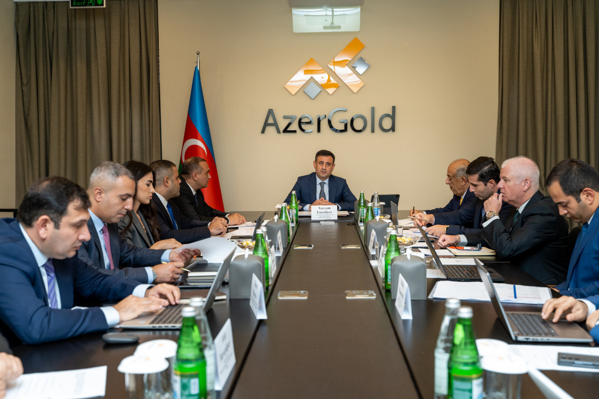 В ЗАО AzerGold состоялось первое заседание нового руководящего комитета в рамках Соглашения о распределении добычи-ФОТО