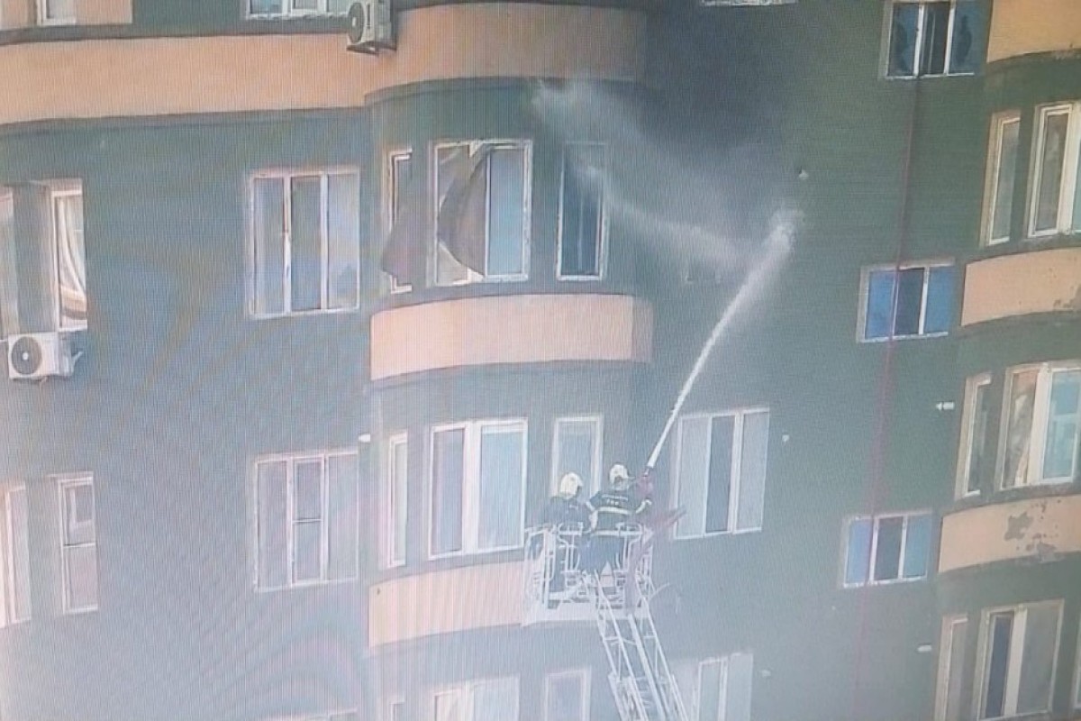 В жилом доме в Масазыре произошёл пожар — ФОТО