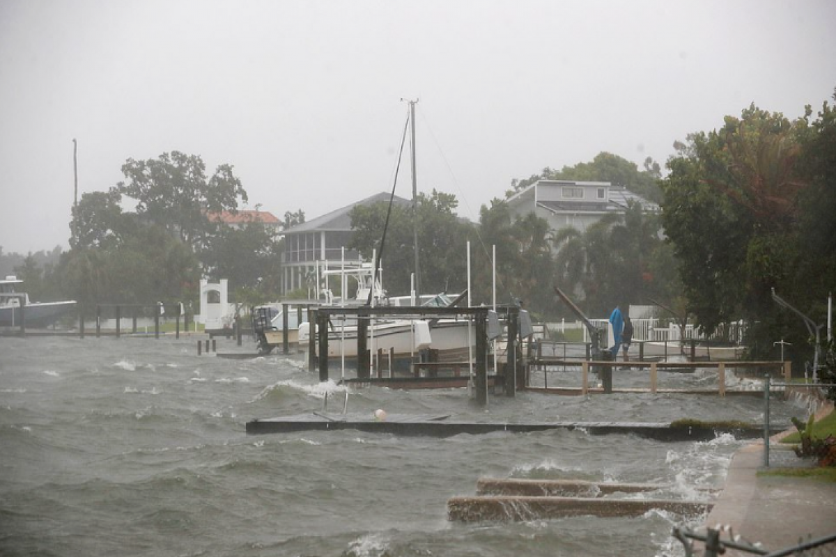 Во Флориде сообщили о первых жертвах урагана "Милтон"