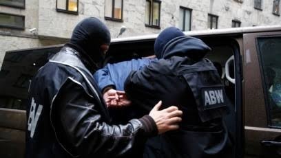 Во Франции по подозрению в подготовке теракта задержали шесть человек