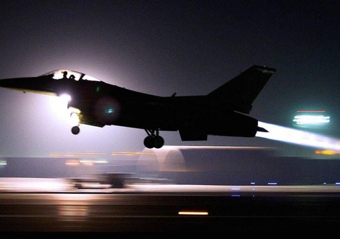 ВВС Турции наносят удары по террористическим объектам в Ираке и Сирии