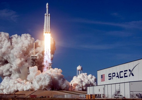 WP: NASA и Пентагон после перепалки Трампа с Маском ищут замену ракетам SpaceX