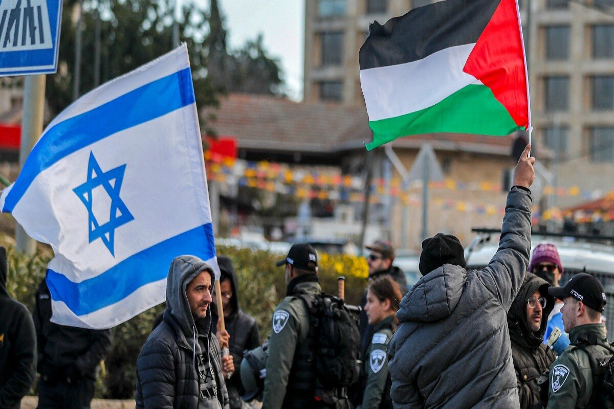 Ynet: ХАМАС и Израиль в первую очередь обсуждают количество освобожденных заложников