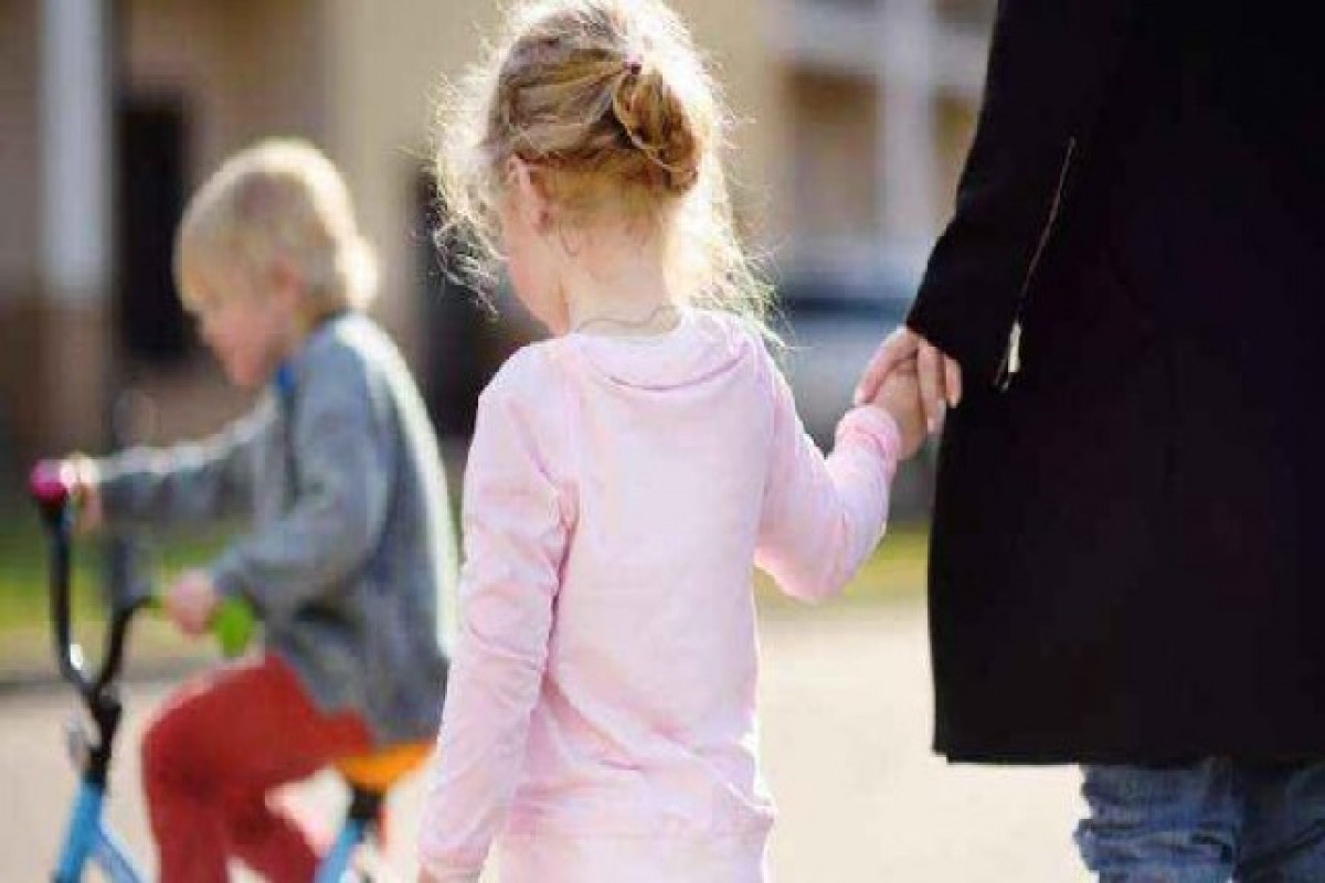 За последние 4 года в Азербайджане возвращены из учреждений в свои семьи 632 ребенка