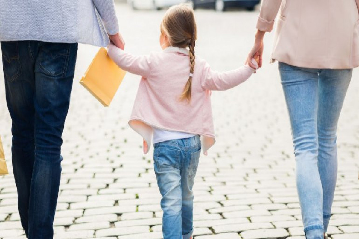 За последние 5 лет в Азербайджане переданы на усыновление более 600 детей