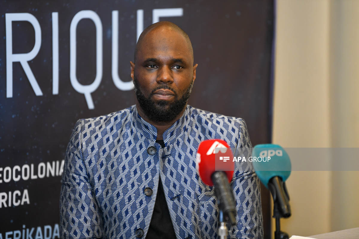 Задержанный во Франции Кеми Себа освобожден