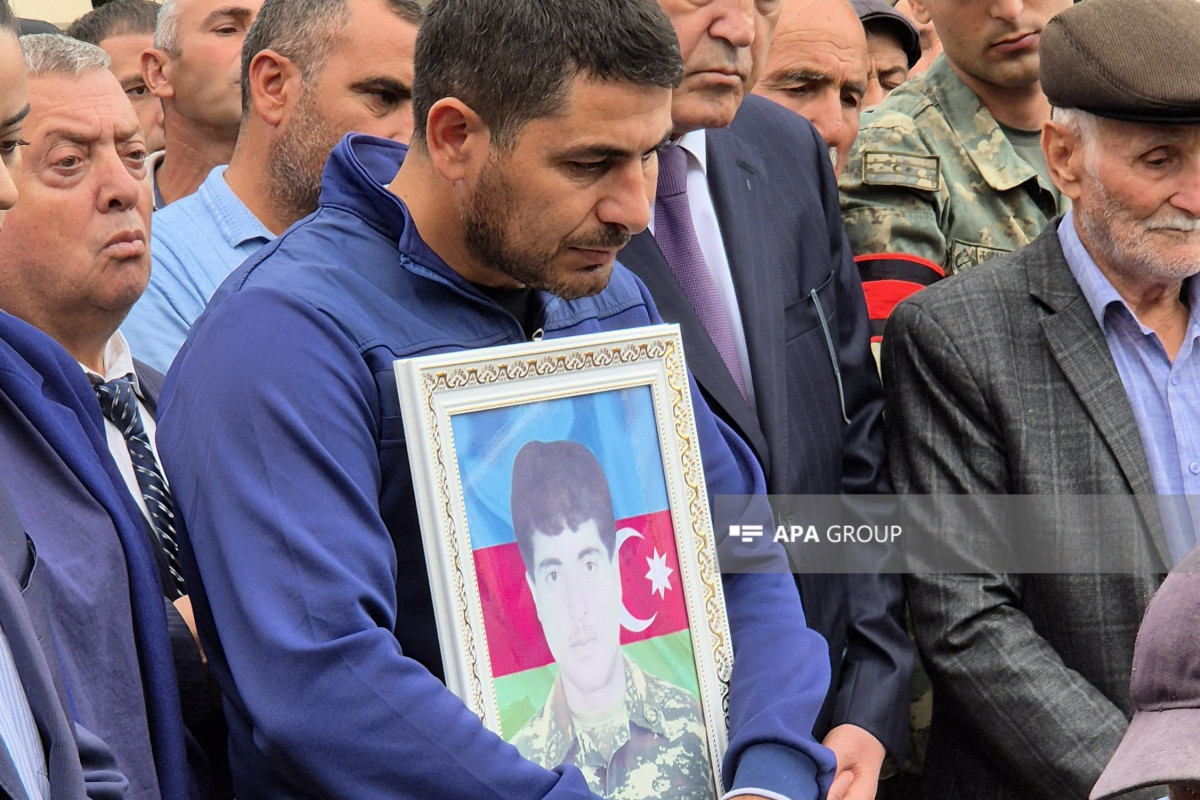 Захоронены останки военнослужащего Тарлана Рустамова, ставшего шехидом в Первой Карабахской войне