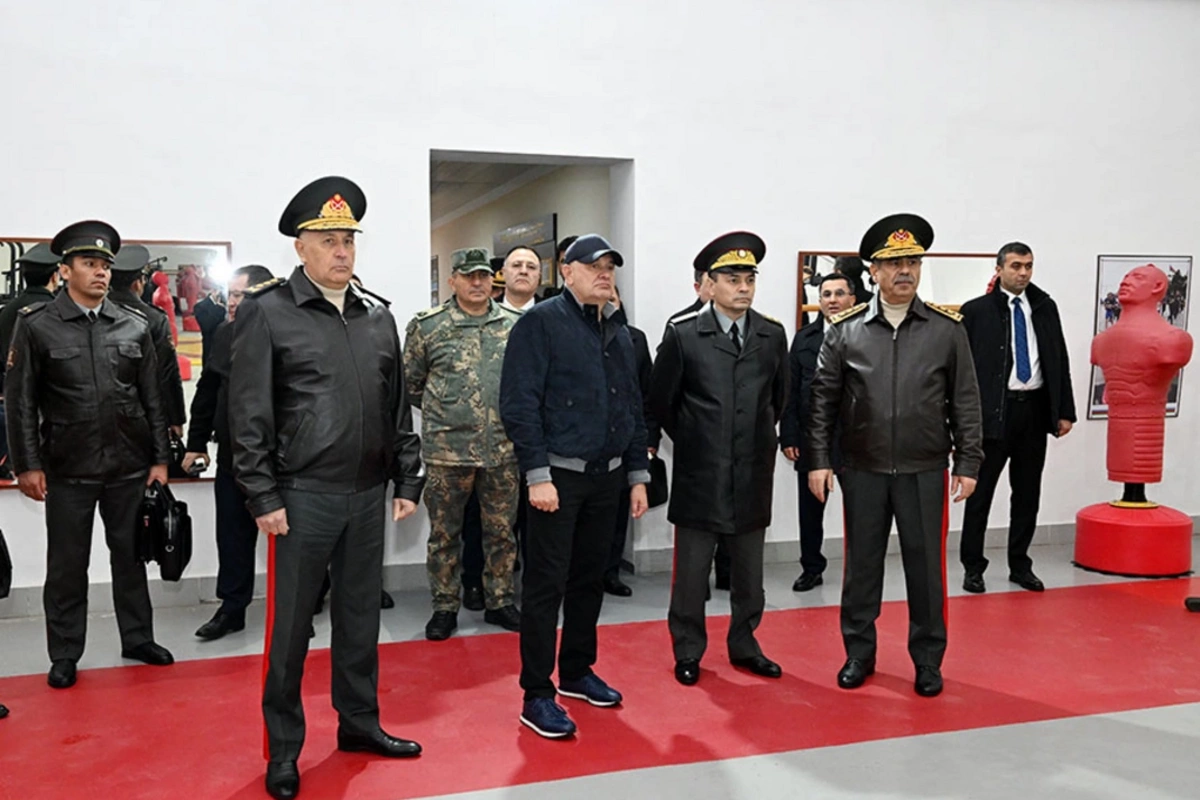 Закир Гасанов и военная делегация Узбекистана посетили воинскую часть коммандос