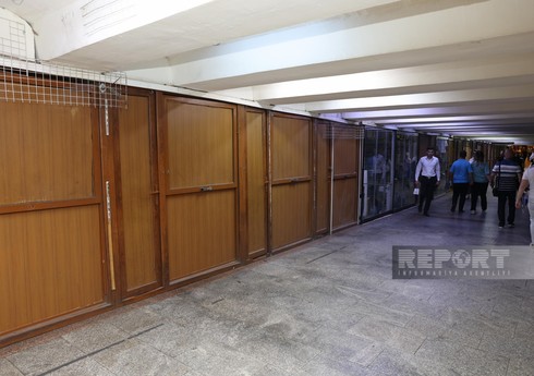 Закрылись магазины в переходе станции метро "20 Января" 