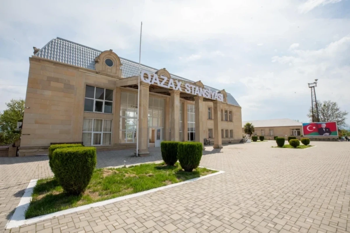 Запускаются скоростные пассажирские поезда Баку–Газах