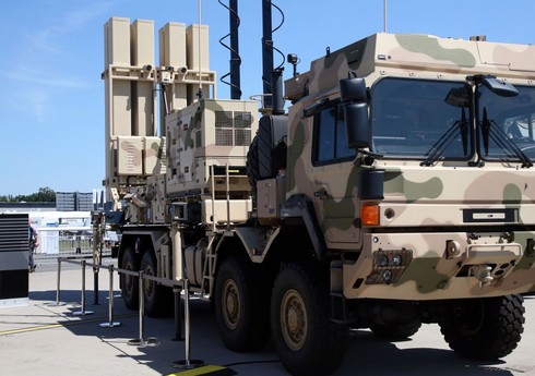 Зеленский анонсировал поставки ПВО IRIS-T в Украину