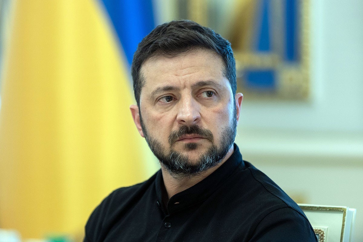 Зеленский: Очередная трехсторонняя встреча может пройти в ОАЭ, Швейцарии или Турции