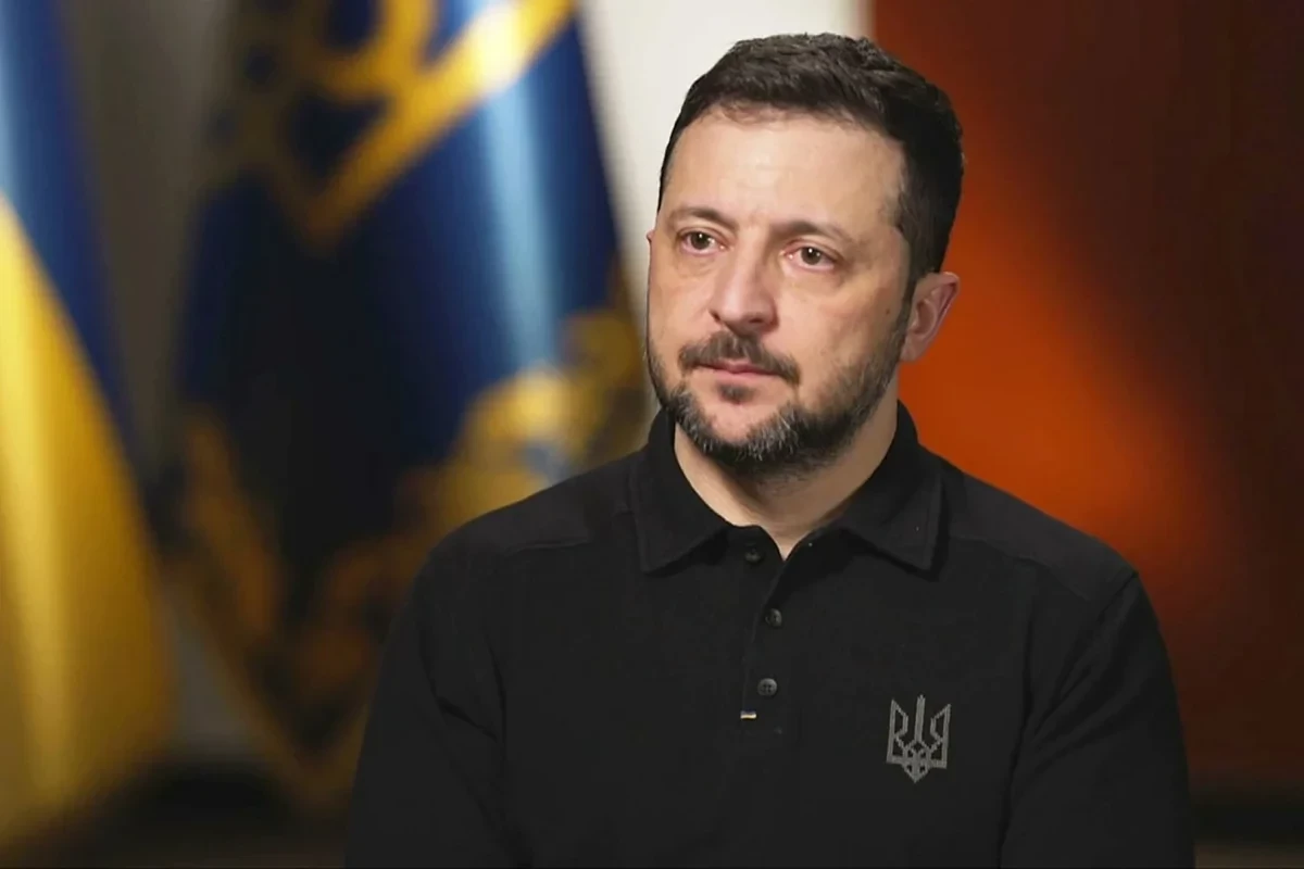 Зеленский подтвердил удар по контейнеровозу и крупному НПЗ России