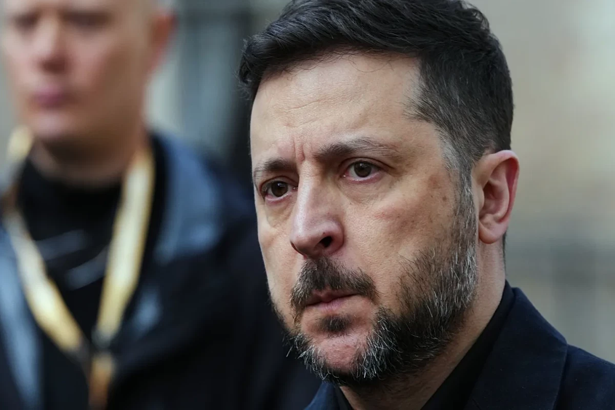 Зеленский: Поставки ракет для ПВО Украине сократились втрое
